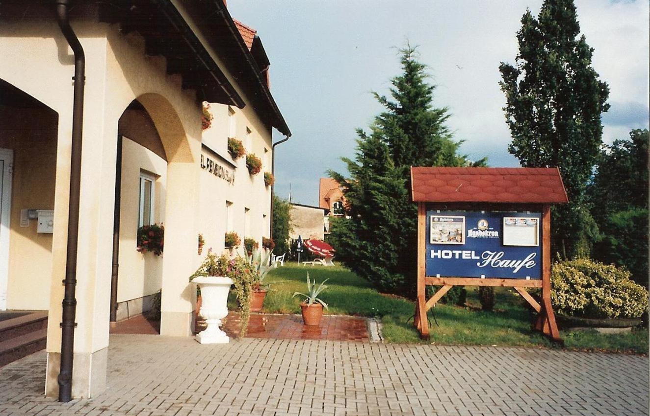Hotel Haufe Forst  Ngoại thất bức ảnh