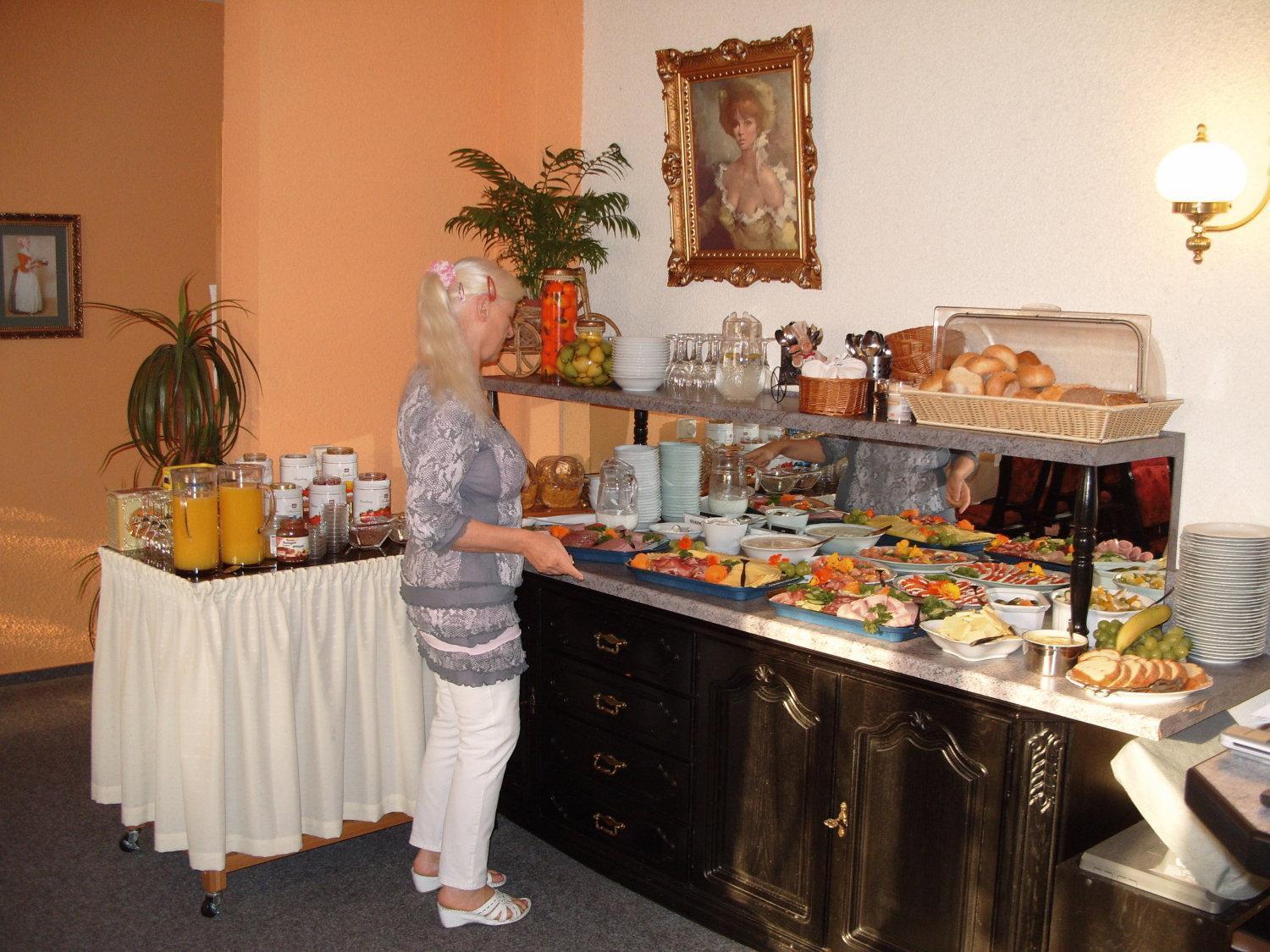 Hotel Haufe Forst  Ngoại thất bức ảnh