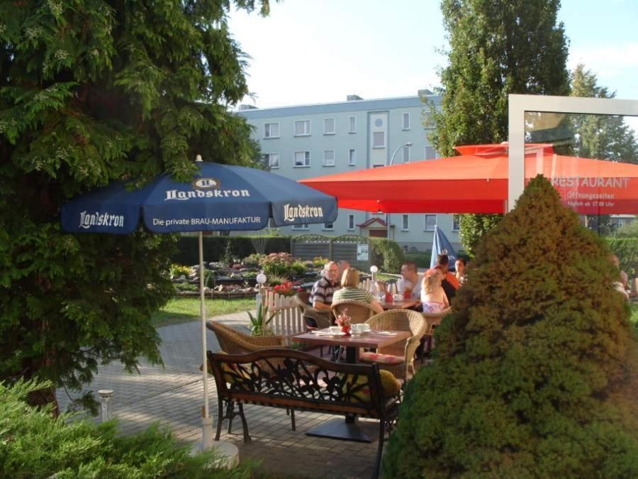 Hotel Haufe Forst  Ngoại thất bức ảnh