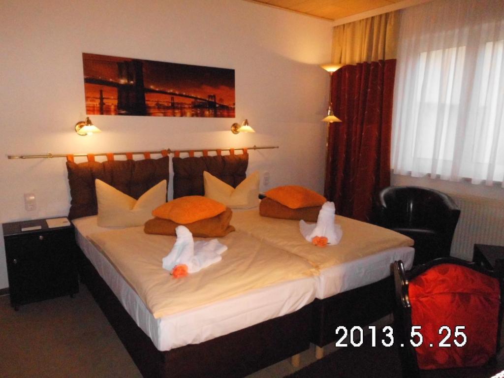 Hotel Haufe Forst  Ngoại thất bức ảnh