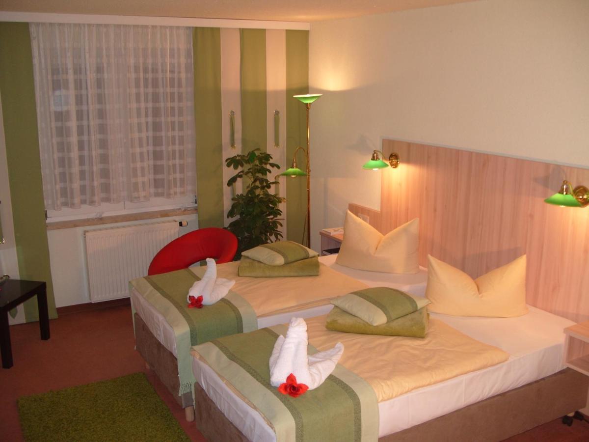 Hotel Haufe Forst  Ngoại thất bức ảnh